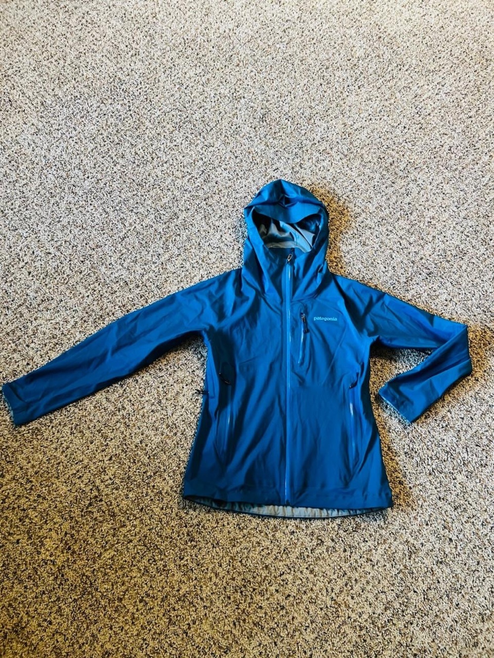 Patagonia Women's Teal Hooded Shell Jacket
